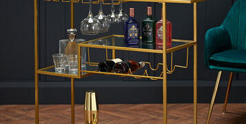 porter-drinks-trolley-2