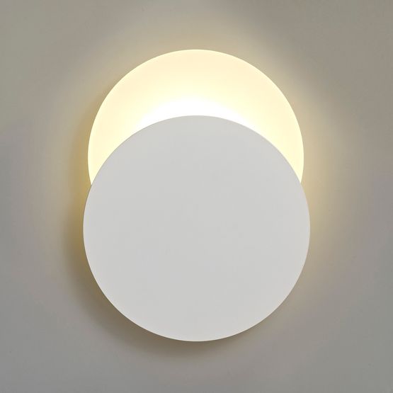 Melody Magnetic Base Wall Lamp, 12W LED 3000K 498lm, 20/19cm Round Bottom Offset, Sand White/Acrylic Frosted Diffuser